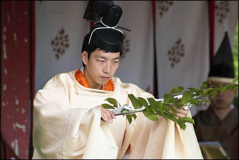 「朝日舞」