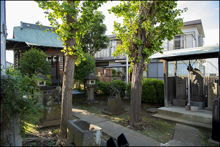 花栗伏見稲荷神社