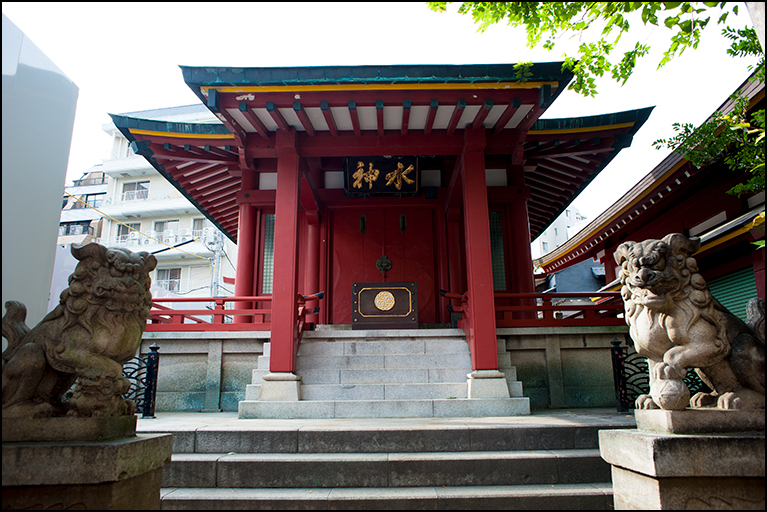 魚河岸水神社