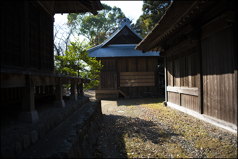 額殿・神楽殿