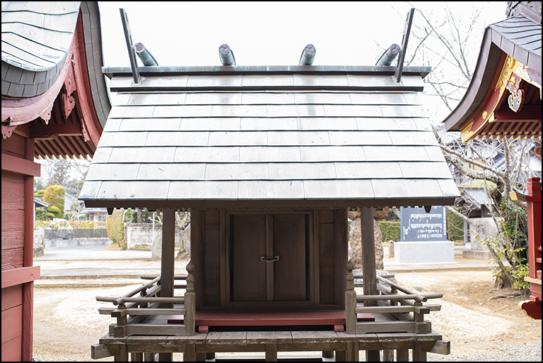 四柱神社
