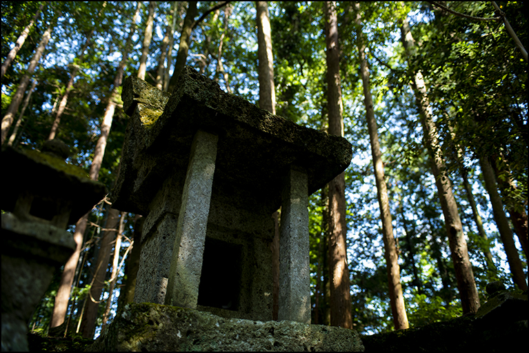 石祠