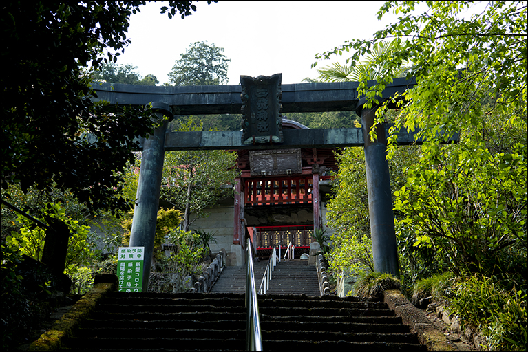 鳥居