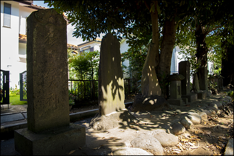 石碑・石祠