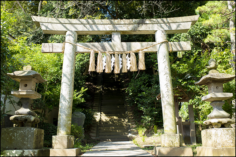 鳥居