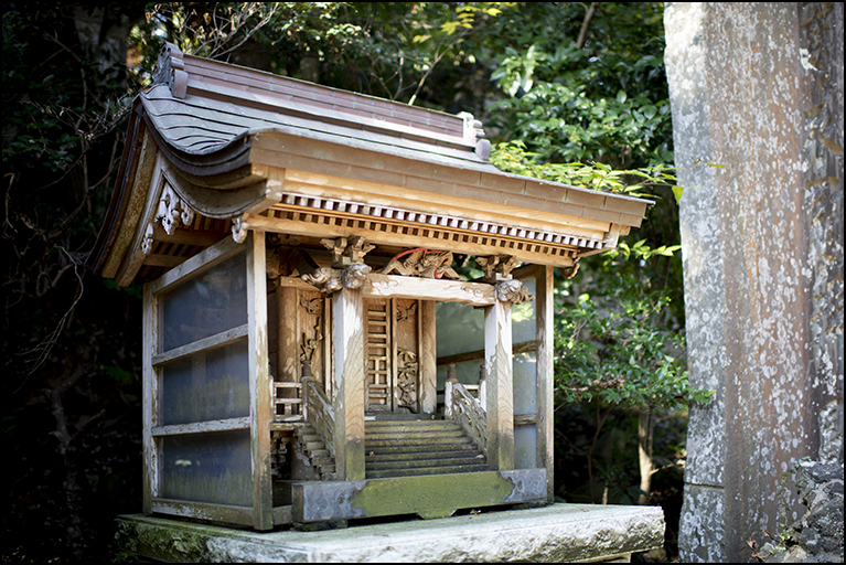 祠
