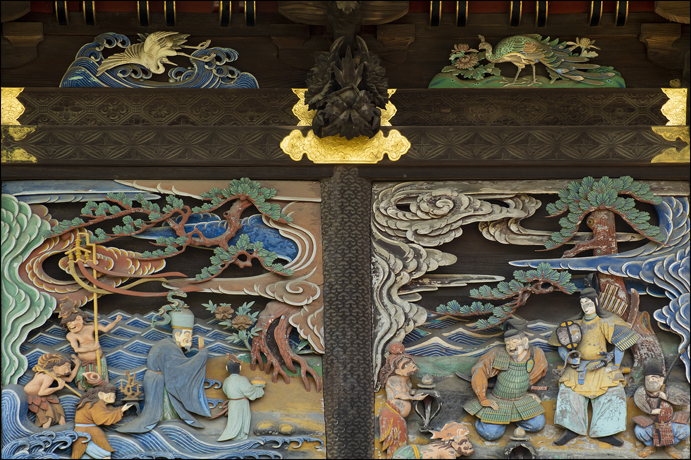 本殿彫刻