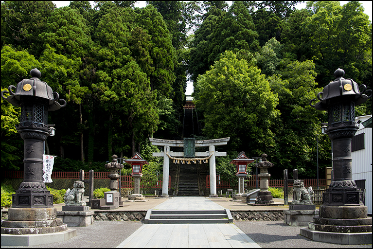 石鳥居