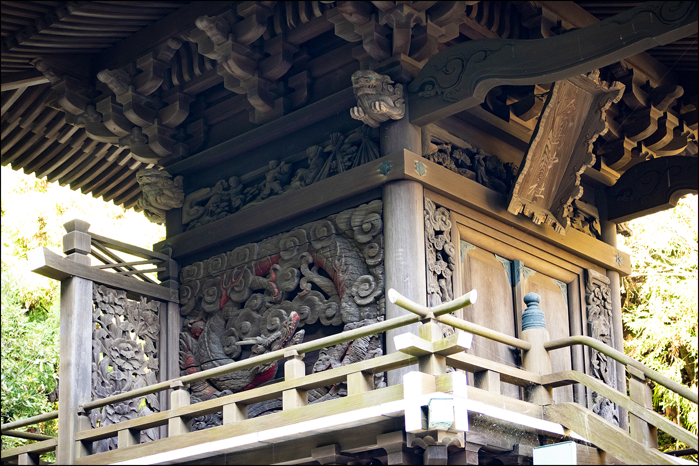 本殿彫刻