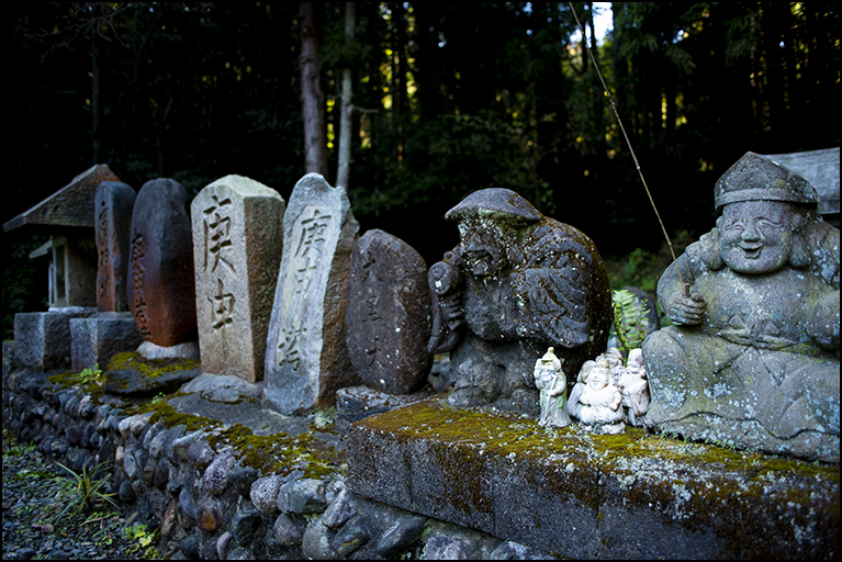 恵比寿様・大黒様・庚申塔