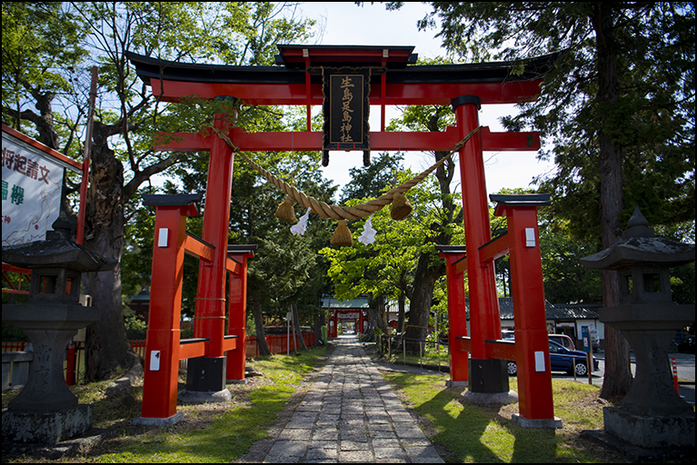 東鳥居