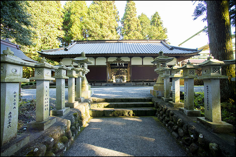 籠屋