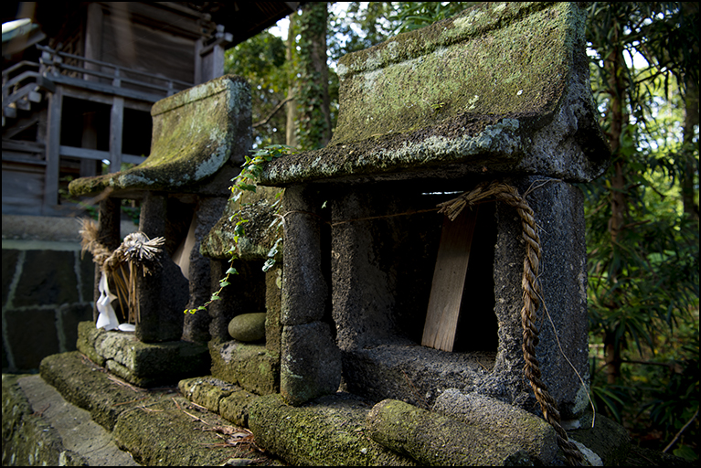 石祠