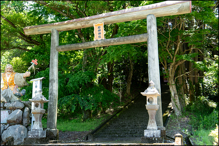 鳥居